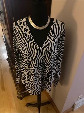 Zebra-Print V-Neck Sweater in Black & White